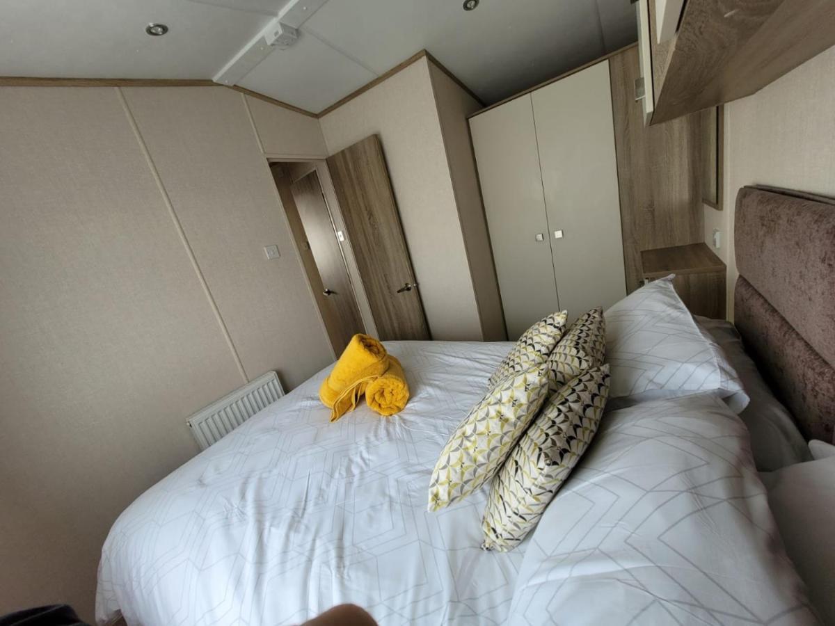 Caravan In The Cotswolds Villa Cirencester Buitenkant foto