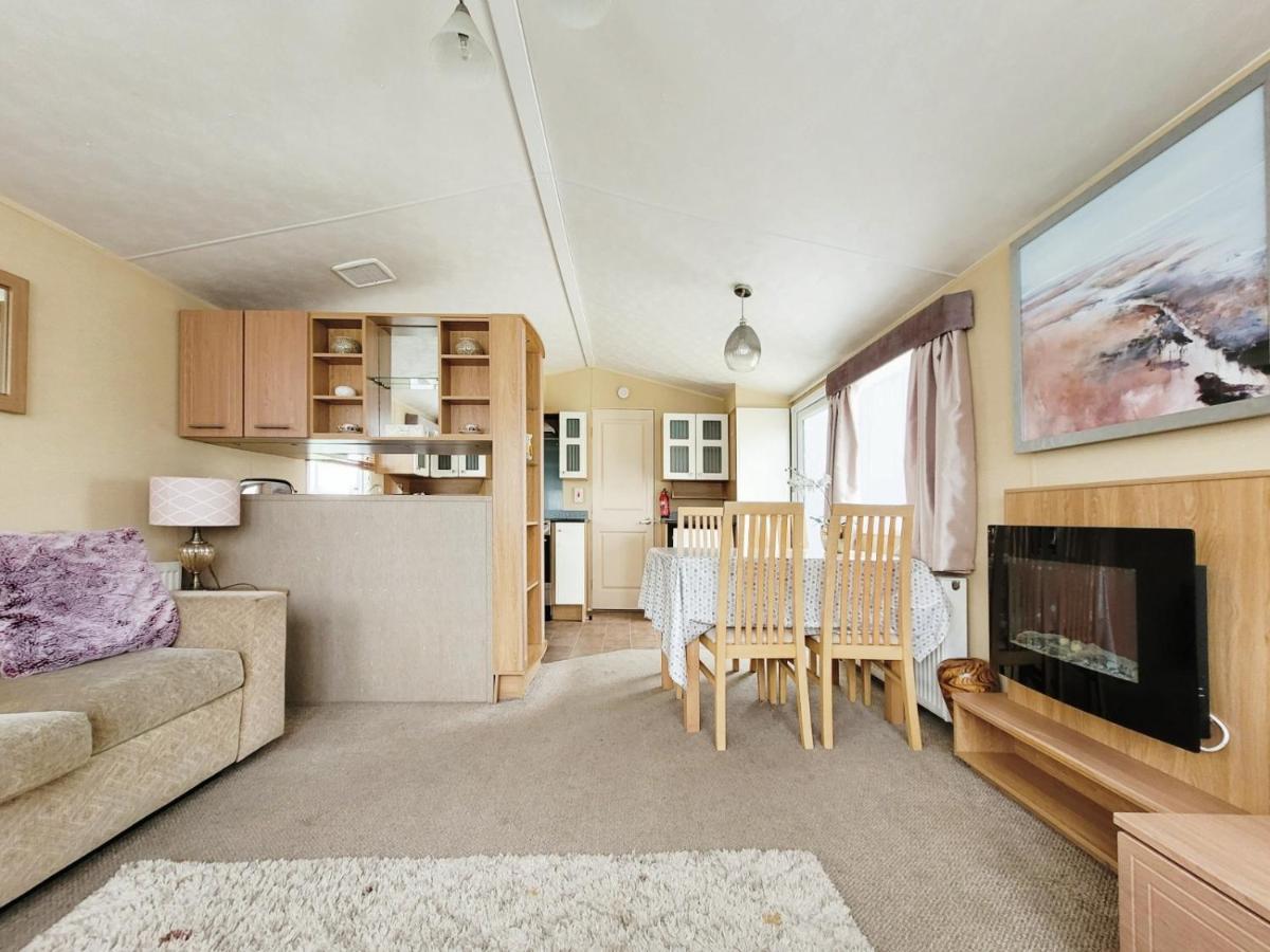 Caravan In The Cotswolds Villa Cirencester Buitenkant foto